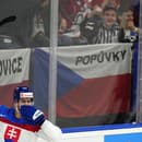 Slovenský hokejista Peter Cehlárik sa teší po strelení gólu.