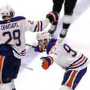 Hviezdne duo: Leon Draisaitl a Connor McDavid. 