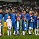 Futbalisti Slovenska pózujú pred prípravným zápasom medzi Slovenskom a Walesom na Štadióne Antona Malatinského v Trnave