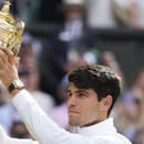 Carlos Alcaraz porazil vo finále Wimbledonu Novaka Djokoviča.