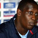 Emile Heskey hral v Premiere League vo viacerých kluboch, odohral desiatky zápasov aj v drese Anglicka.