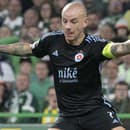 Weiss si prešiel v Glasgowe peklom: Uštipačný odkaz fanúšikom Celticu!