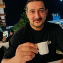 Serhat Akin sa stal obeťou brutálneho útoku.