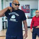 Oliver McCall má takmer šesťdesiat, pripísal si ďalší knokaut 