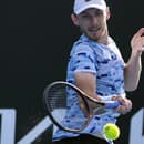 Slovenský tenista Lukáš Klein neuspel v 1. kole dvojhry na grandslamovom turnaji Australian Open.