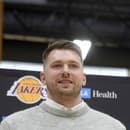 Hviezdny Luka Dončič už absolvoval oficiálne predstavenie v novom tíme Los Angeles Lakers.