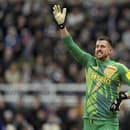 Dúbravka sa vrátil do bránky, Newcastle padol po predĺžení: Manchester United pohorel v rozstrele