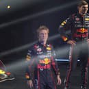 Oracle Red Bull - Max Verstappen a Liam Lawson.