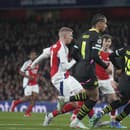 FC Arsenal - PSV Eindhoven 2:2 (2:1) / prvý zápas: 7:1, postúpil Arsenal.