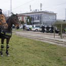 Situáciu pred derby Slovan - Trnava monitorovali aj policajti na koňoch