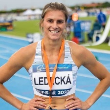 Daniela Ledecká mala z triumfu veľkú radosť.
