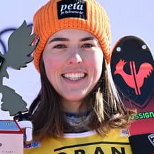 Slovenka Petra Vlhová skončila tretia v slalome v Sestriere.