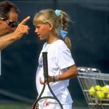 Takto učil základy tenisu Rusku Annu Kurnikovú.