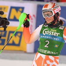 Na snímke slovenská lyžiarka Petra Vlhová v cieli 2. kola nočného slalomu žien.