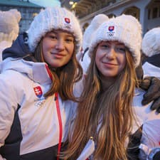 Otvorenie EYOF za účasti Slovákov a Sloveniek. 
