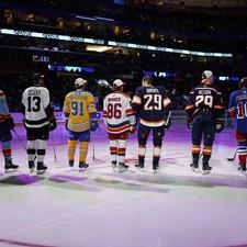 Hokejisti NHL pred All Star Skills Showcase.