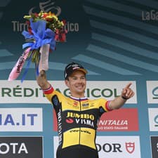 Z víťazstva v piatej etape Tirreno Adriatico sa radoval Slovinec Primož Roglič.