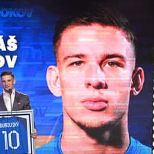Na snímke najlepší futbalista Slovenska do 21 rokov Tomáš Suslov, ktorý získal Cenu Petra Dubovského v ankete Futbalista roka 2022 počas slávnostného galavečera v Senci v pondelok 20. marca 2023.