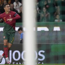 Ronaldo rekordný večer okorenil dvoma gólmi.