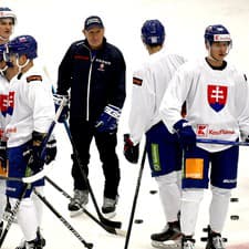Vedenie slovenskej hokejovej reprezentácie sa uznieslo, že hráči z KHL nebudú do konca sezóny súčasťou národného tímu.