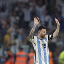 Argentínsky futbalista Lionel Messi zaznamenal 100. gól v kariére v národnom drese.