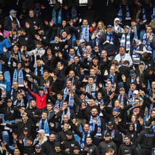 Diváci počas zápasu 5. kola nadstavbovej časti Fortuna ligy v skupine o titul ŠK Slovan Bratislava - MFK Dukla Banská Bystrica.