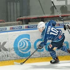 Adam Sýkora sa presunul do AHL po vypadnutí Nitry z play-off Tipos extraligy.