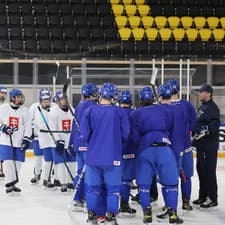 Slovenskí hokejoví reprezentanti sa na MS do 18 rokov prezentujú výbornými výkonmi.