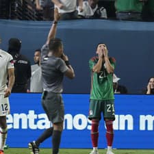 Zápas USA s Mexikom sa poriadne zvrhol.