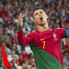 Cristiano Ronaldo v drese Portugalska.