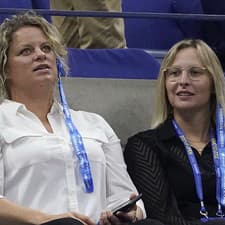 Podľa bývalej svetovej jednotky Kim Clijstersovej (vľavo) by sa mala ženská tenisová asociácia WTA a mužská ATP zjednotiť v jednu organizáciu.