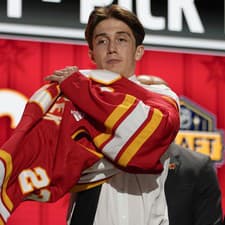 Samuel Honzek draftovaný zo 16. miesta tímom Calgary Flames