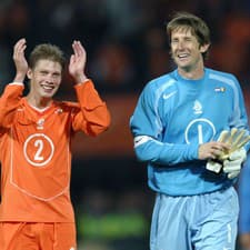 Edwin van der Sar utrpel krvácanie do mozgu. 