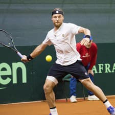 Slovenský tenista Jozef Kovalík vypadol v druhom kole antukového turnaja ATP vo švédskom Bastade.