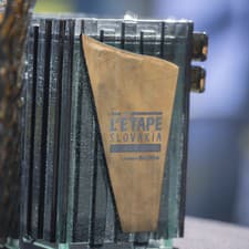 Na snímke trofeje počas tlačovej konferencie k 3. ročníku cyklistických pretekov pre verejnosť L’Etape Slovakia by Tour de France.