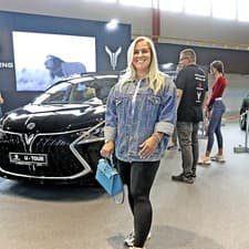 Dominika Cibulková sa vo štvrtok prišla osobne pozrieť na autosalón v Nitre.
