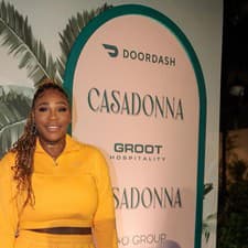  Aj Serena Williamsová bola hosťom slávnostného otvorenia reštaurácie na Floride.