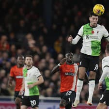 Kapitán maďarskej futbalovej reprezentácie v službách anglického FC Liverpool Dominik Szoboszlai predvádza v Premier League výborné výkony