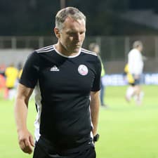 Roman Skuhravý predĺžil zmluvu s FK Železiarne Podbrezová o ďalšie štyri roky.