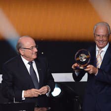Legenda nemeckého i svetového futbalu Franz Beckenbauer (vpravo).