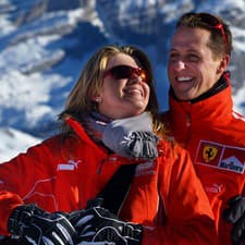 Corinna a Michael Schumacherovci na lyžovačke v Madonna di Campiglio v roku 2005. Práve lyžovačka o pár rokov neskôr sa pre Michaela stala osudnou.