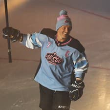 Na snímke Ľubomír Višňovský počas hokejovej exhibície All Star Legendy 2024.
