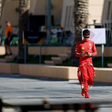 Predsezónne testy F1 v Bahrajne.