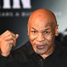 Americký boxer Mike Tyson.