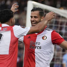 S Feyenoordom Rotterdam má zmluvu do leta 2028.