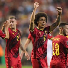  Axel Witsel (tretí zľava) sa vracia do belgickej reprezentácie.