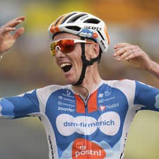 V prvej etape Tour de France triumfoval Romain Bardet.