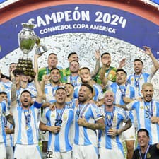 Futbalisti Argentíny získali rekordný šestnásty titul Copa America, čím sa osamostatnili na čele historického rebríčka pred Uruguajom.