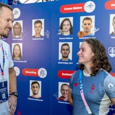 Zlatý chodec z Ria 2016 Matej Tóth prišiel na pár dní ako fanúšik do Paríža a stretol sa v Slovenskom dome aj s vodáčkou Zuzanou Paňkovou.