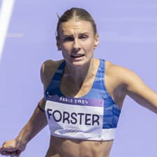 Na snímke slovenská šprintérka Viktória Forsterová v rozbehoch na 100 m žien.